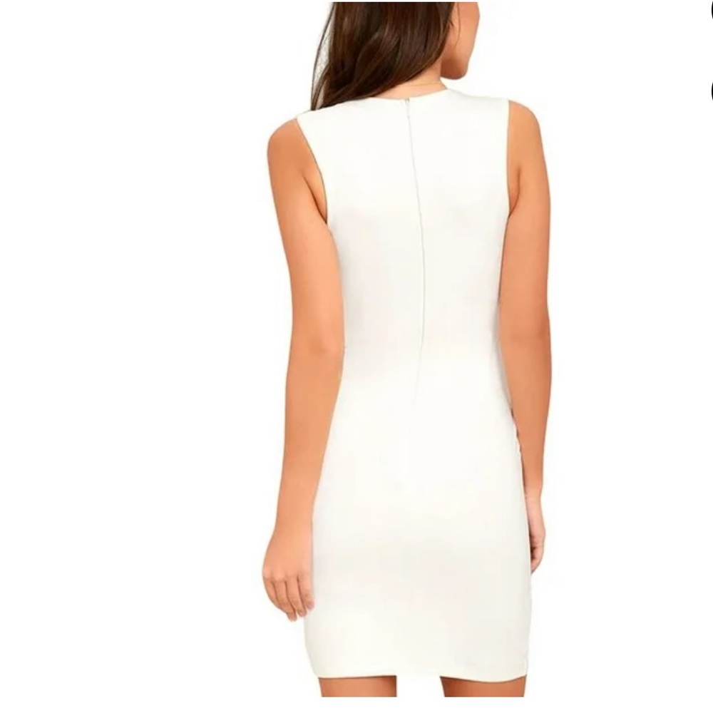 Lulu's White Side-Shirred cocktail dress, Size xs - Picture 2 of 4